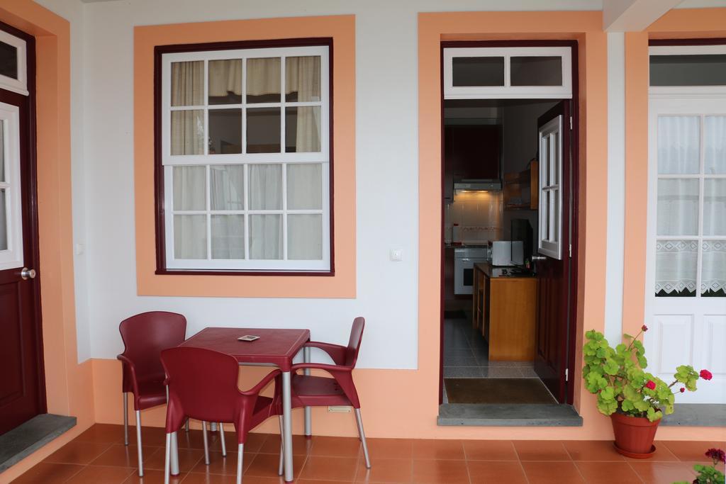 Apartamentos Sao Joao Horta  Phòng bức ảnh