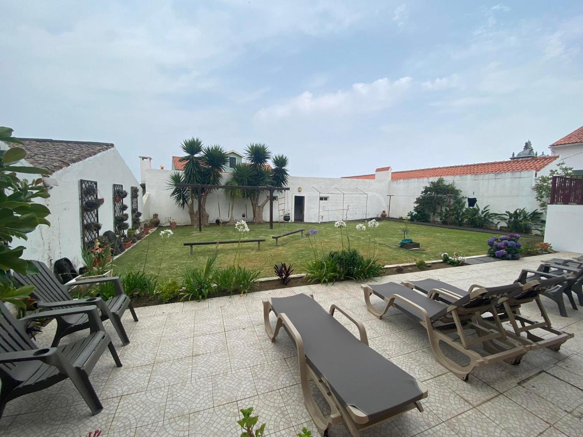 Apartamentos Sao Joao Horta  Ngoại thất bức ảnh