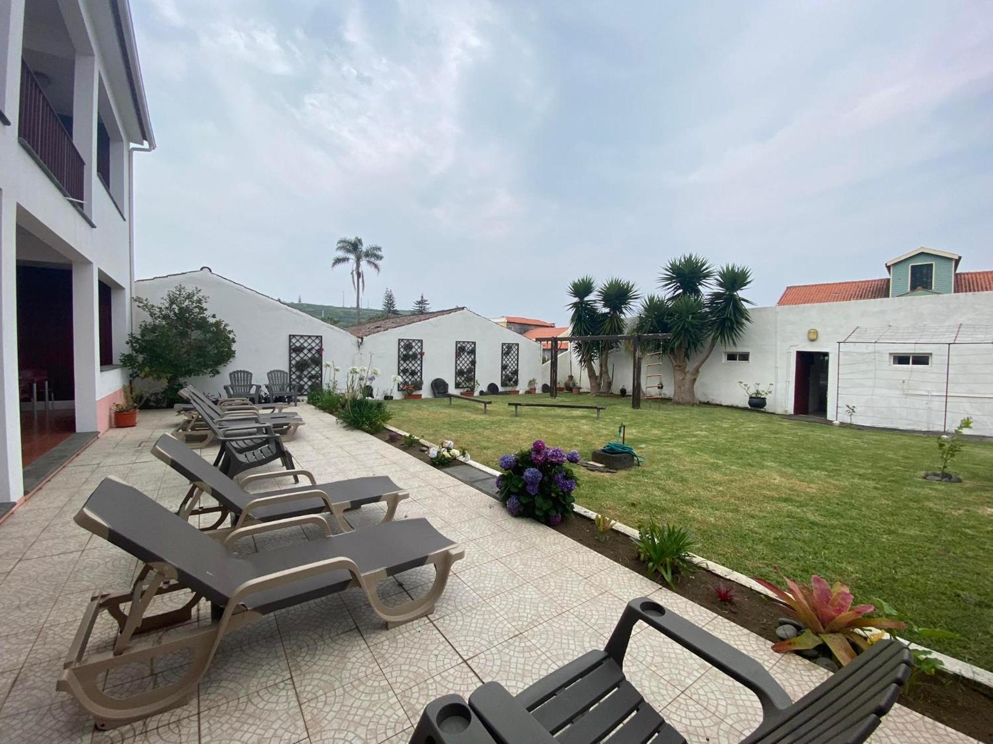 Apartamentos Sao Joao Horta  Ngoại thất bức ảnh